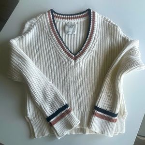 Abercrombie & Fitch Easy Tipped V-Neck Sweater